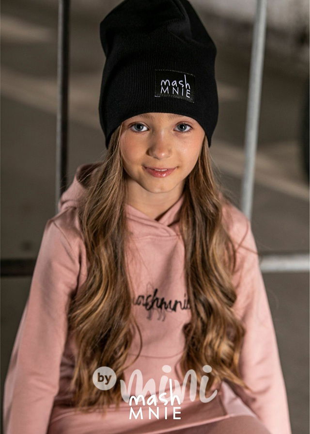 MASH MNIE žebrovaná čepice černá