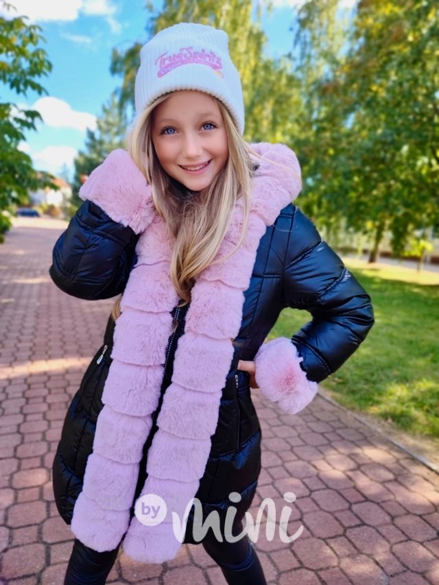 Zimní kabátek s růžovou kožešinou