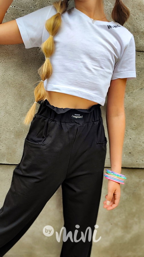 WE need crop top + švédy