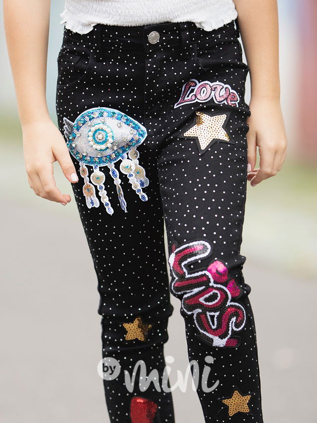 Fashion jeansy s aplikací black