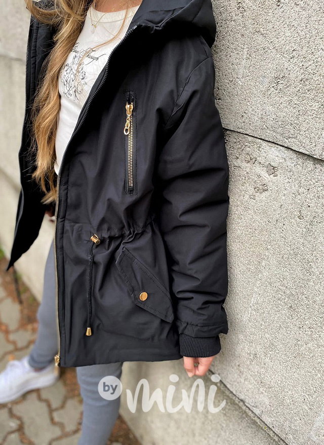 Černá podzimní parka