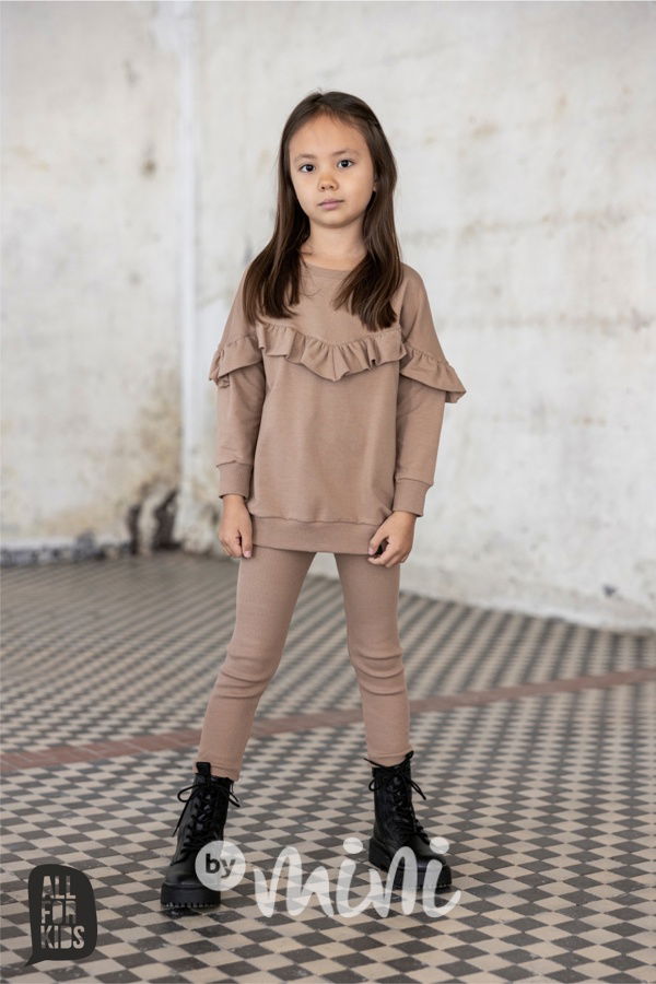 Frill tunika + žebrované legíny beige
