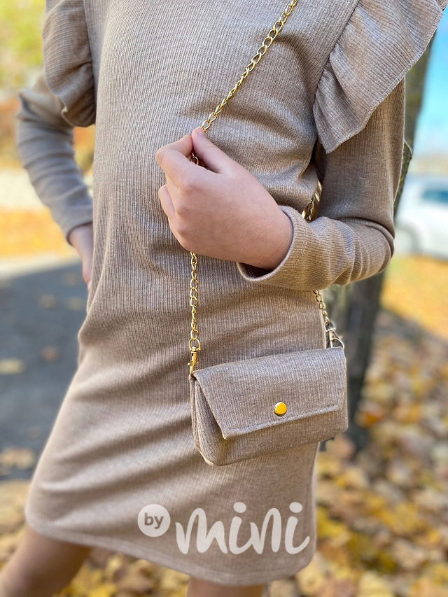 Teplé šaty s kabelkou beige