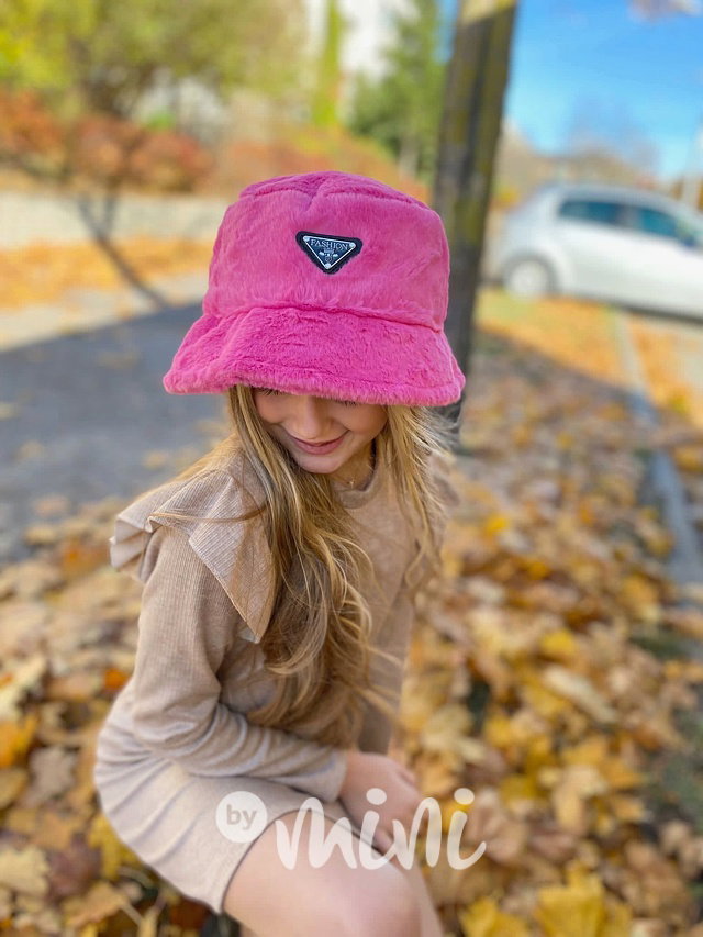 Fashion teplý klobouček sytě růžový