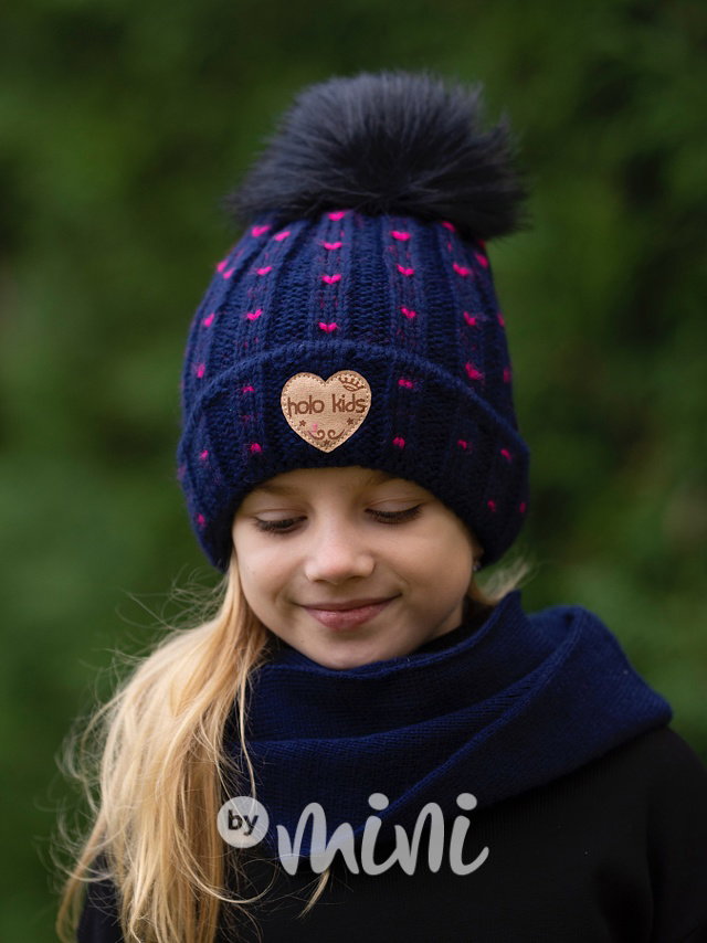 Zimní kulich hearts + nákrčník