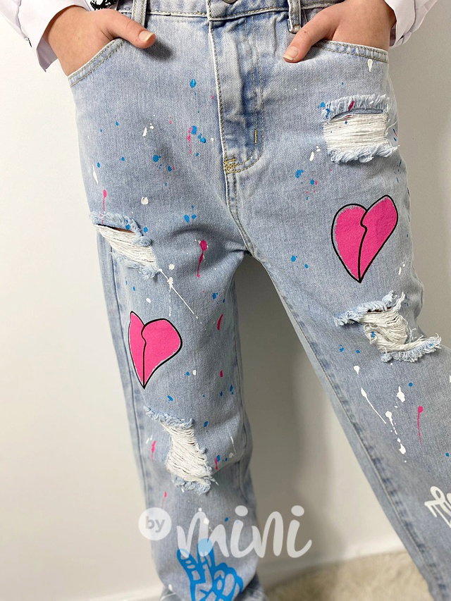 Fashion ripped jeans Broken heart