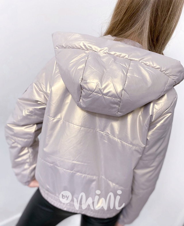 Metalická jarní bunda s maxi kapucí