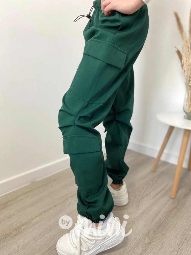 Jarní sporty cargo kapsáče forest green