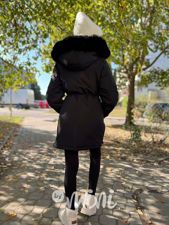 Černá zimní sporty parka