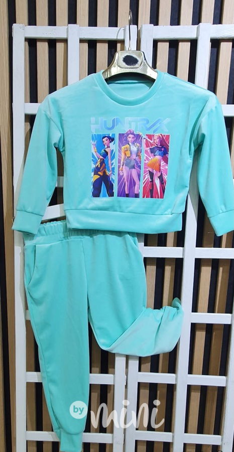 Demon Hunters soft velur souprava mint