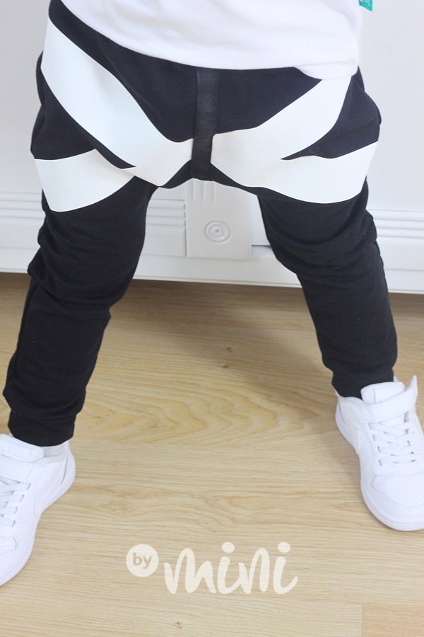 Černé X baggy tepláčky