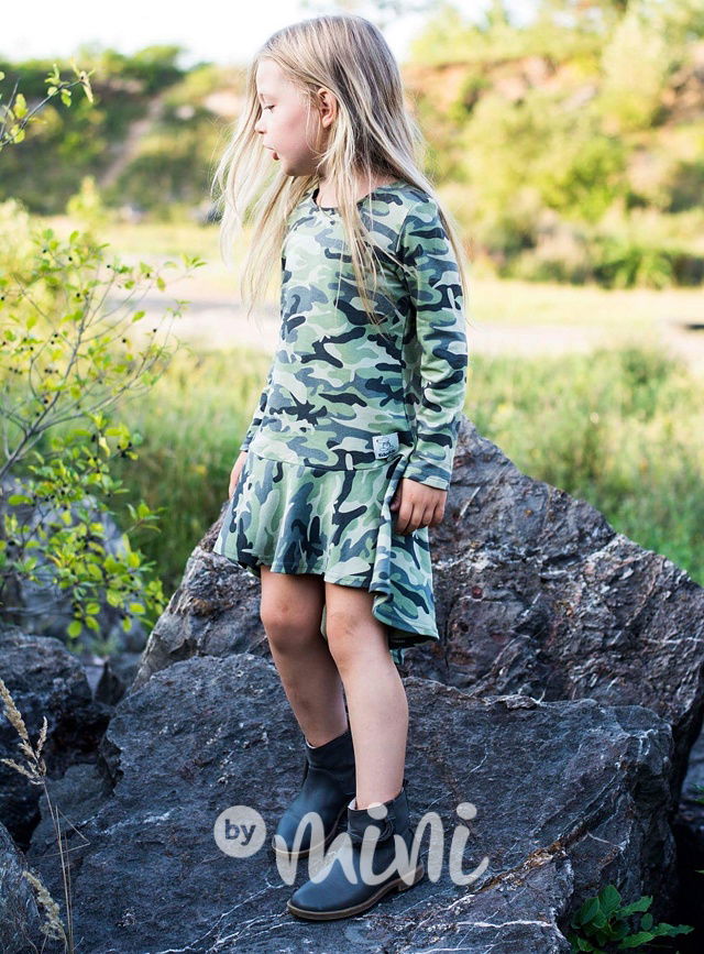 Army šaty