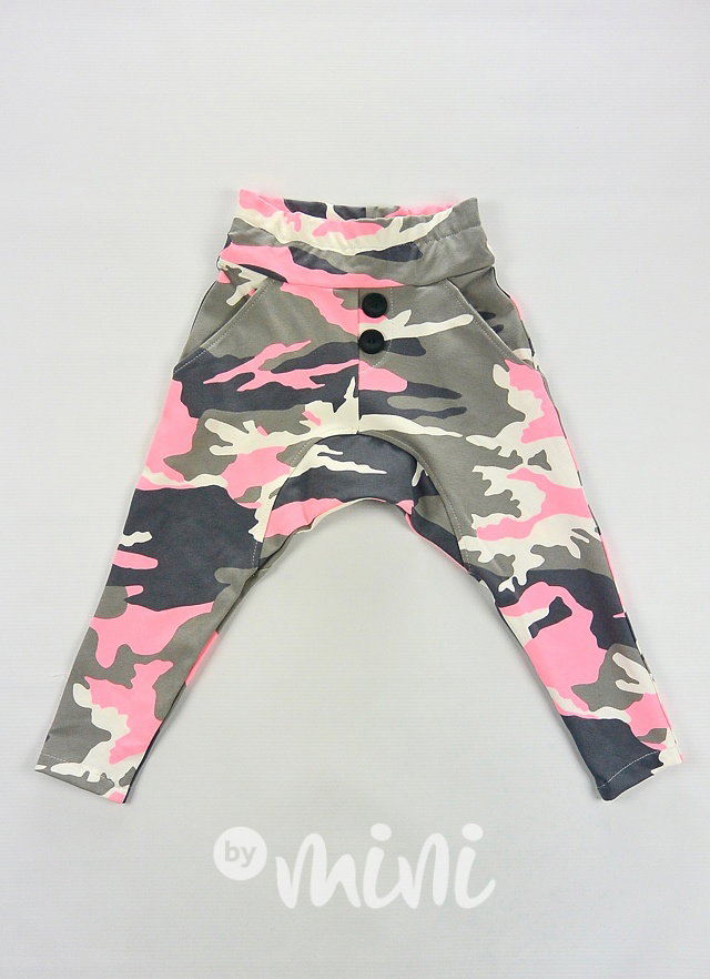 Pink army baggy s knoflíky