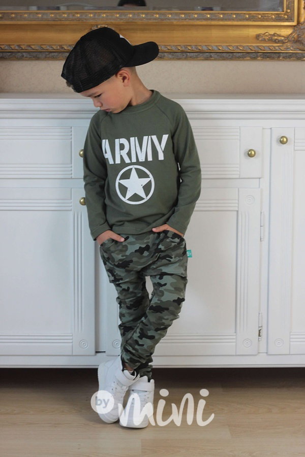 Army baggy tepláčky s klokankou