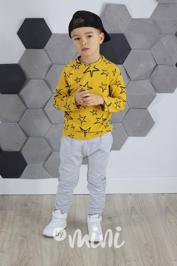 Mustard triko hvězdy