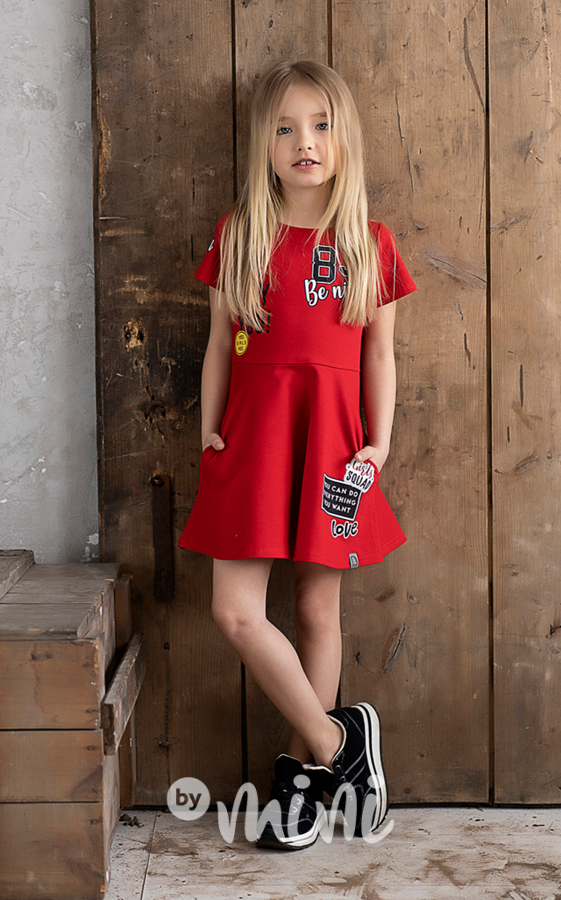 Twirly dress red - červené dívčí šaty s číslem 8