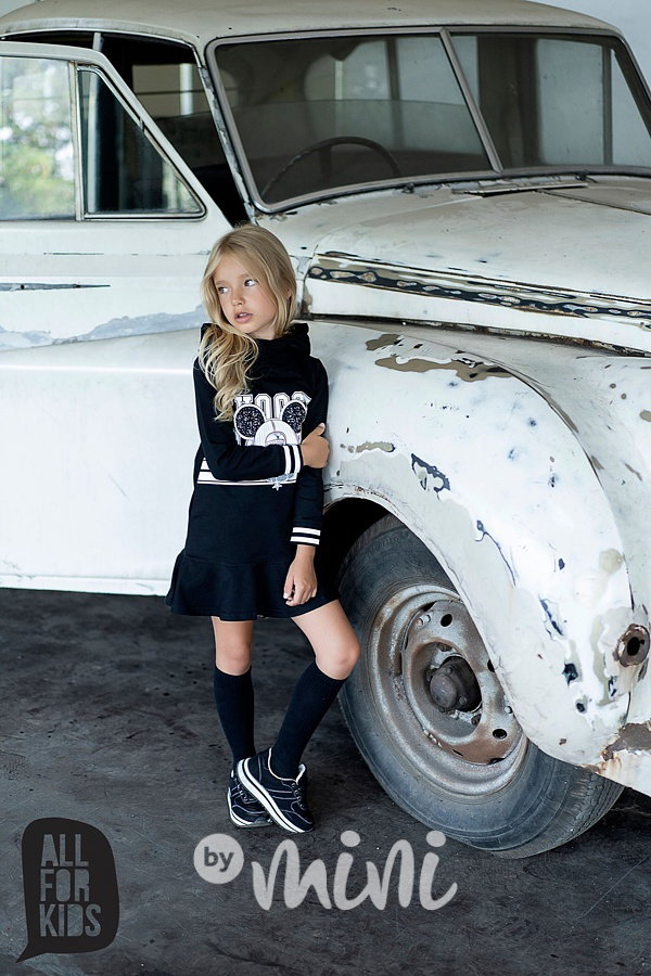 Sporty hoodie dress black Skladem ByMini.cz