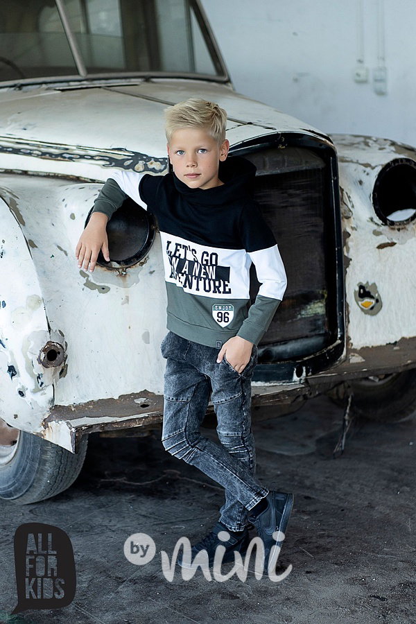 Prošívané stretch dark jeans