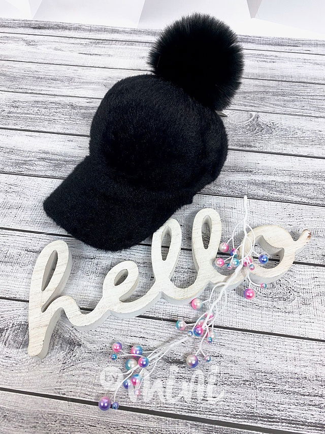 Alpaka kšilt s bambulkou black