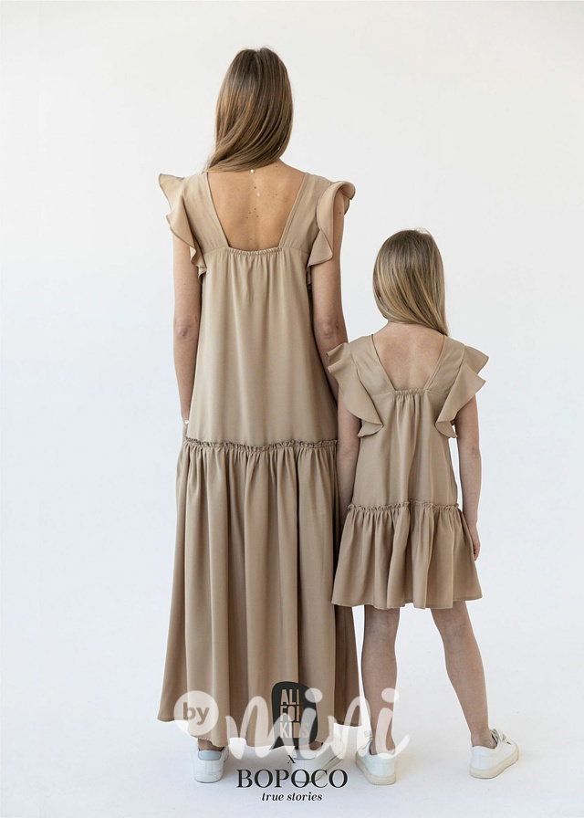Summer holiday šaty beige