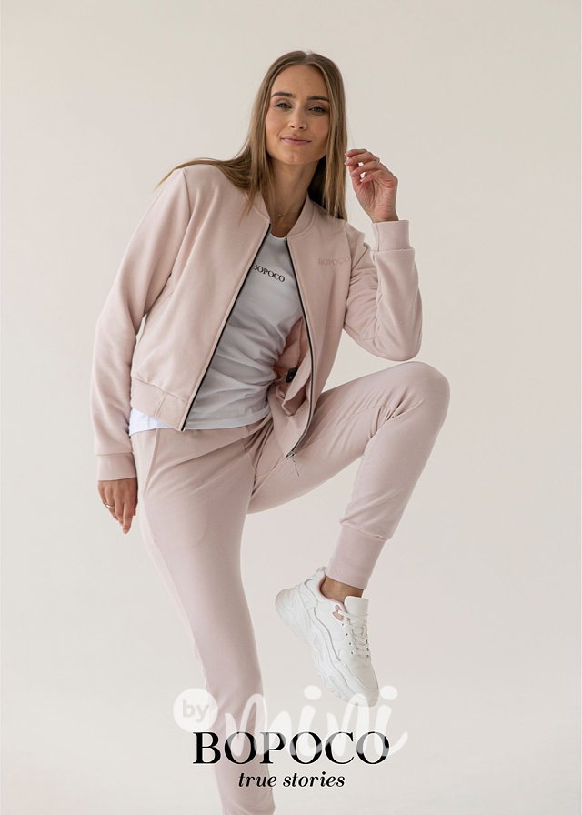 Růžové loungewear tepláky