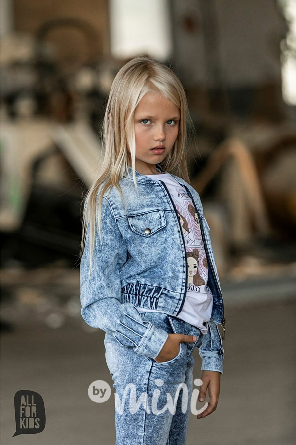 Jeans crop bunda ice blue