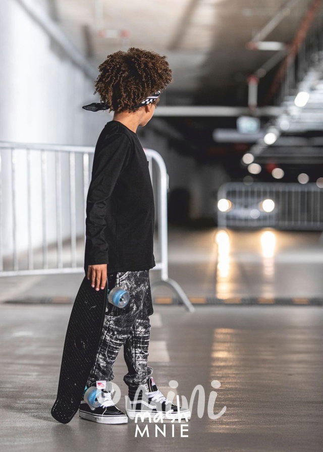 BRUSH longsleeve triko černé *MashMnie*