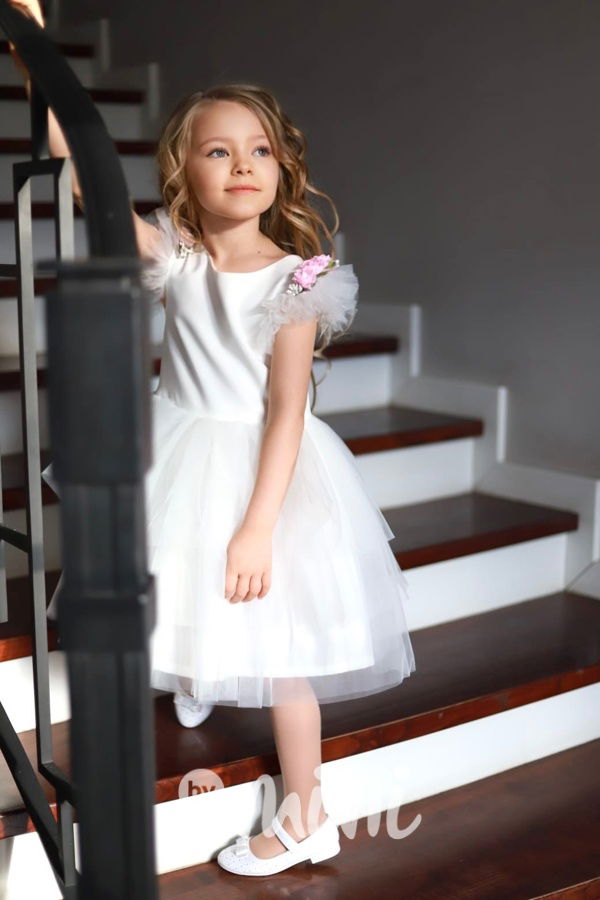 Luxusní bílé šaty pro družičky Roses