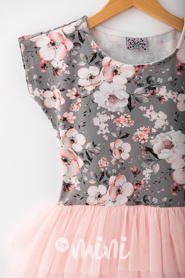 Lily Grey šaty s tylem Grey season