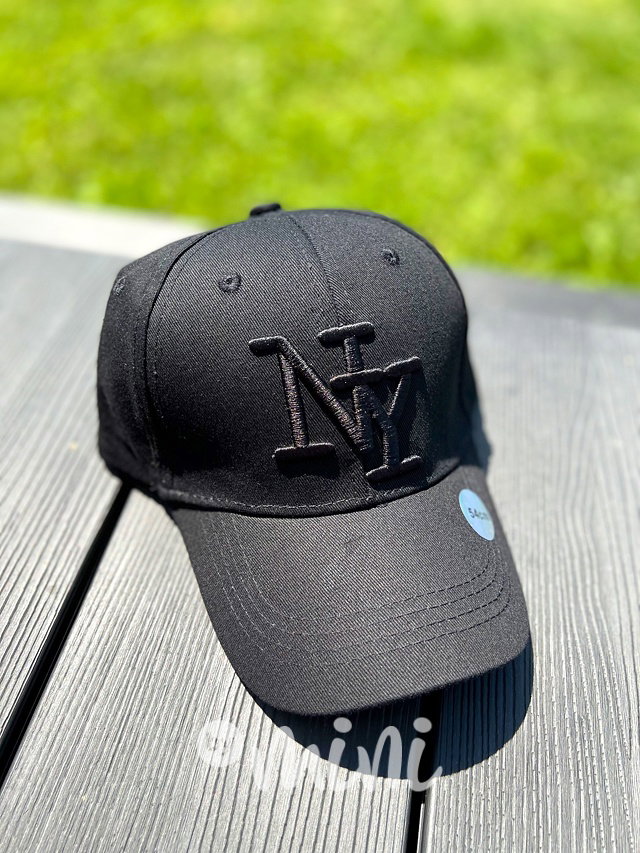 NY kšiltovka black