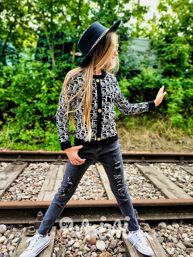 Slim ripped jeans black