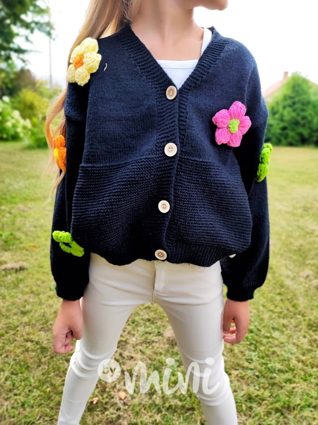 Blossom černý svetřík