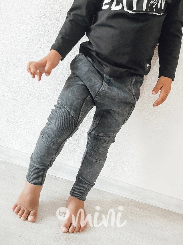 DESPACITO biker tepláky acid wash grafit