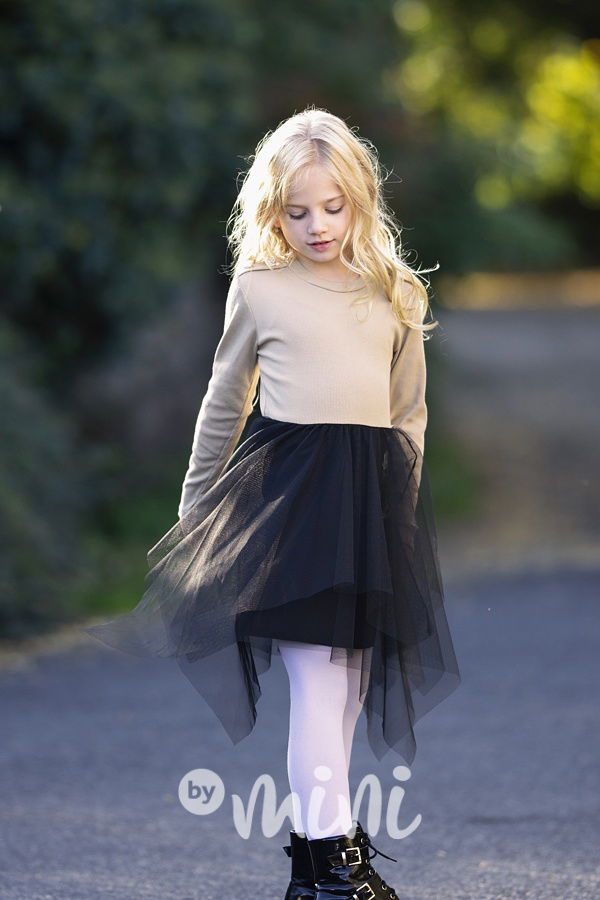 Žebrované šaty s tylem beige/black