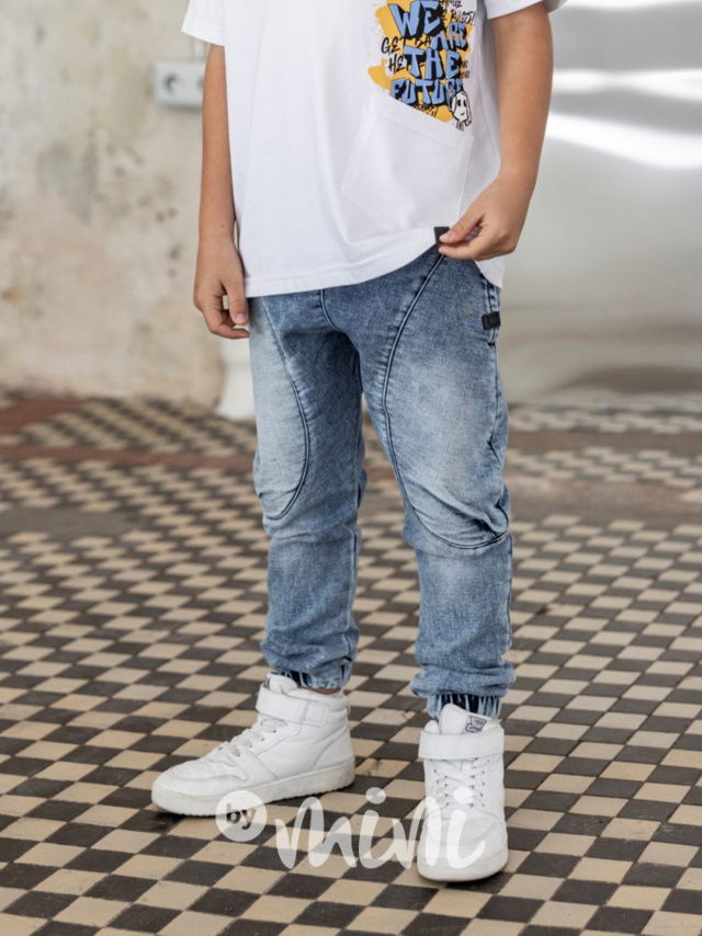 AFK soft ice blue jeans