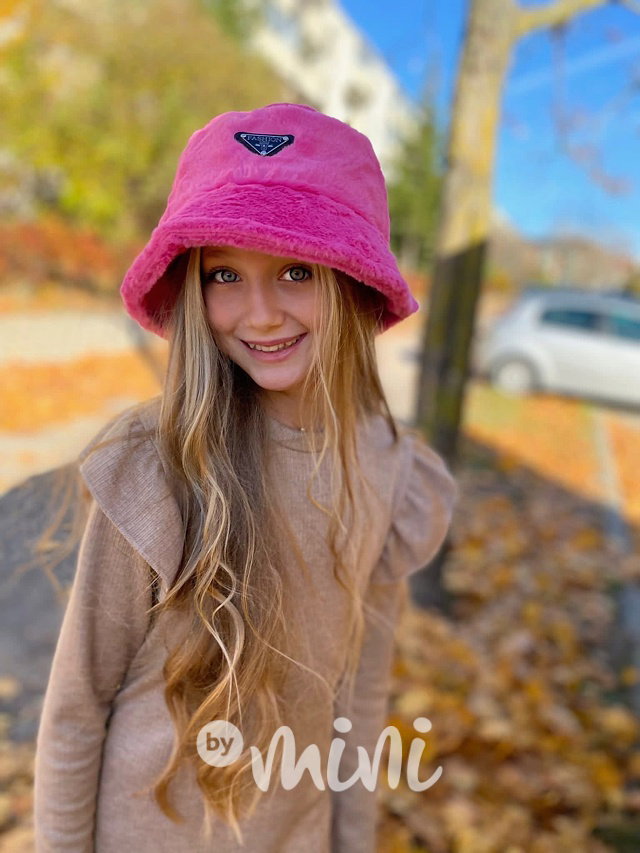 Fashion teplý klobouček sytě růžový