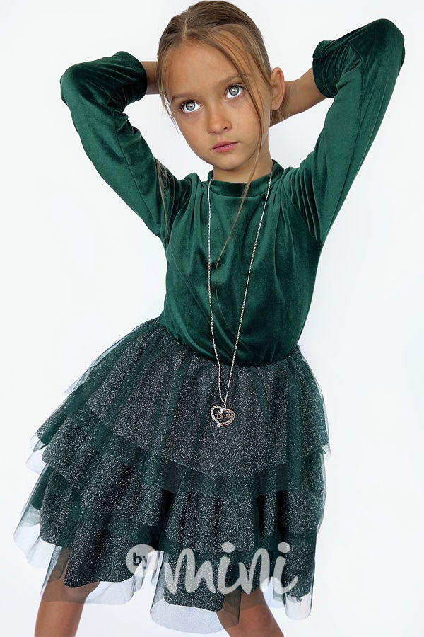 Soft velur tylové šaty s řetízkem smaragd/black