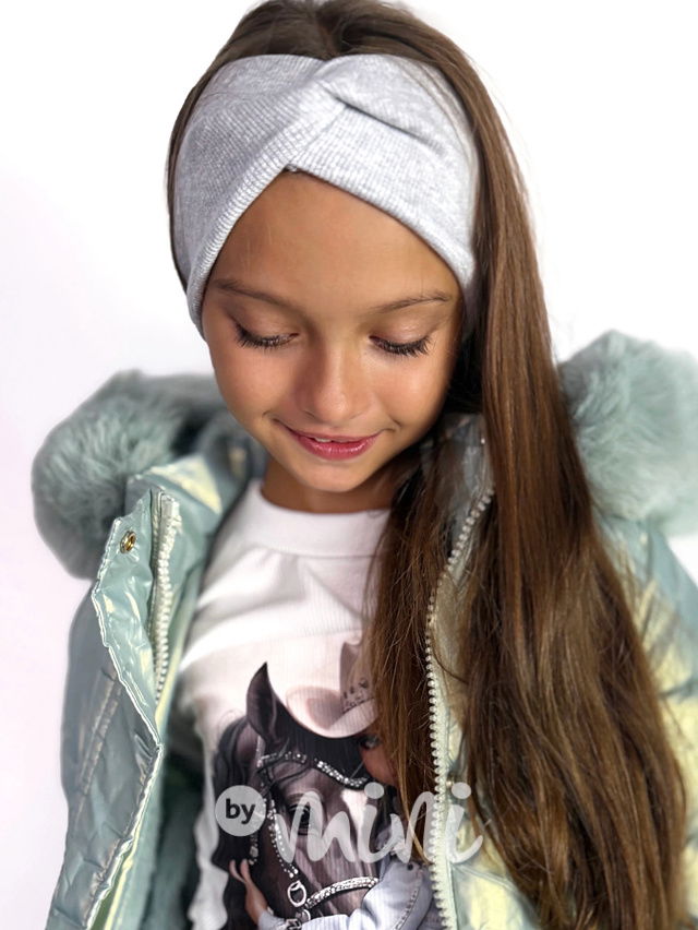 Šedá žebrovaná čelenka