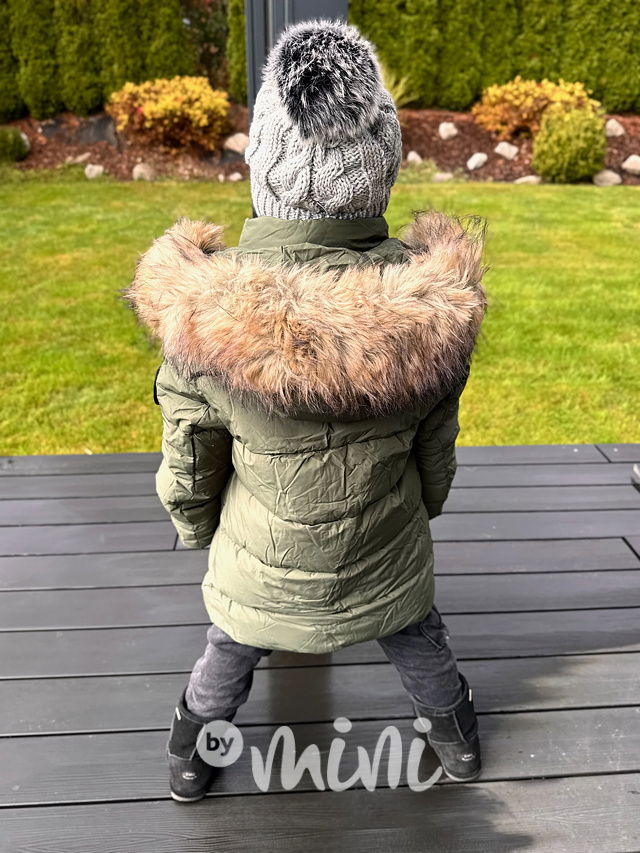 Zimní bunda s kožíškem khaki