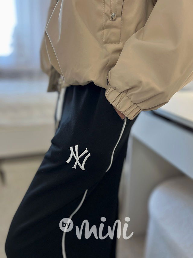 Relax NY lounge tepláky černé