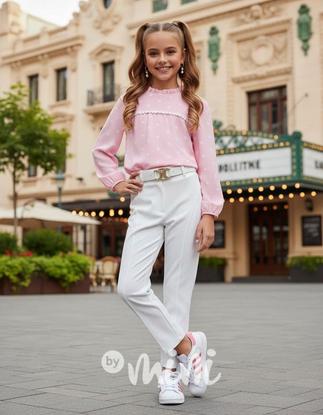 Bílé elegant kalhoty s páskem