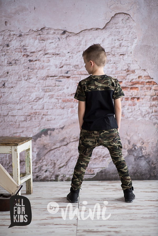 Black/Army triko