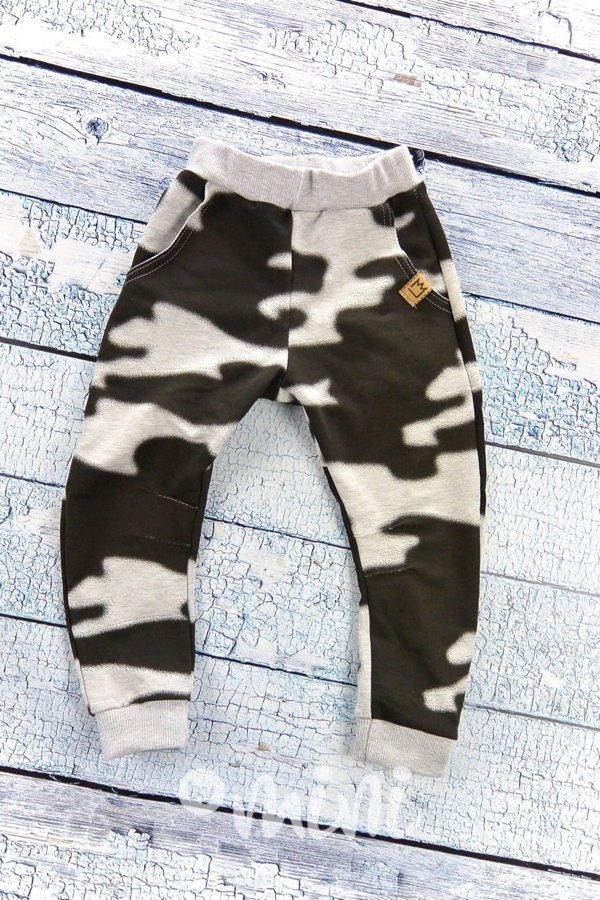 NEW grey army tepláčky