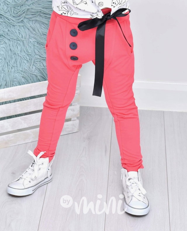 Strawberry basic slim baggy tepláčky