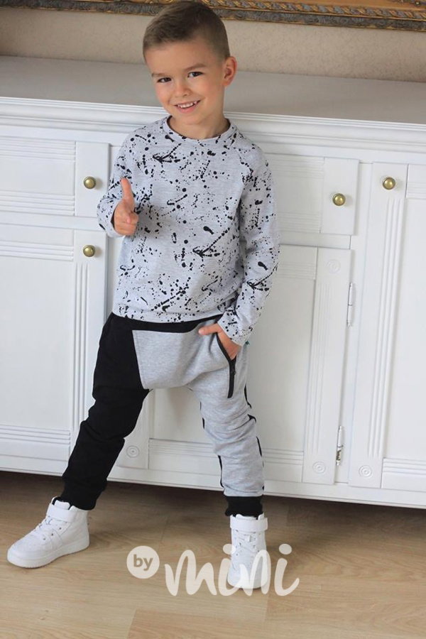 Šedočerné baggy chlapecké tepláky