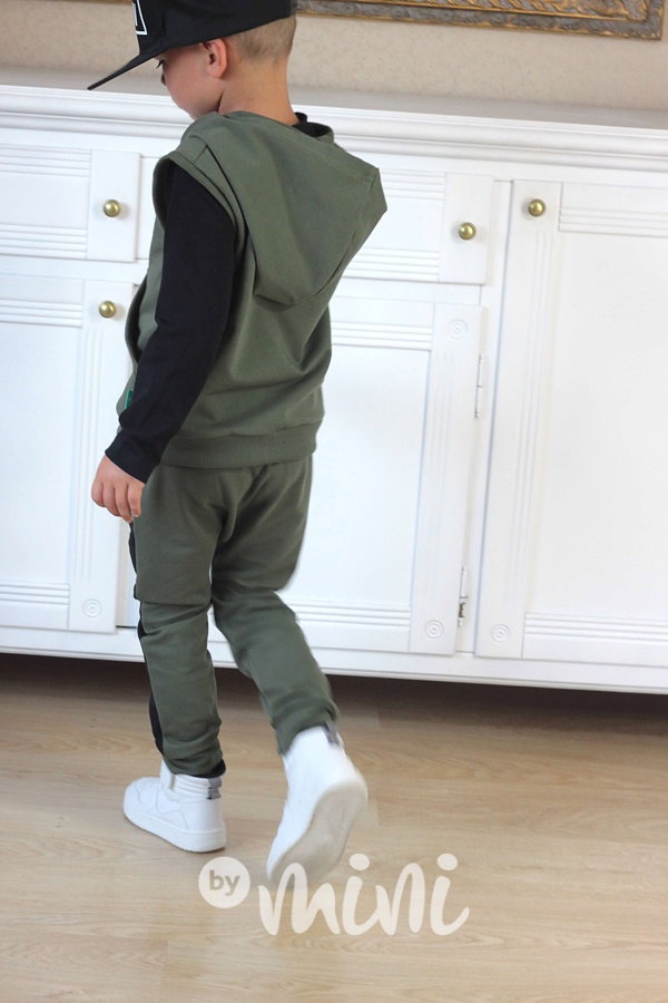 Khaki vesta s kapucí