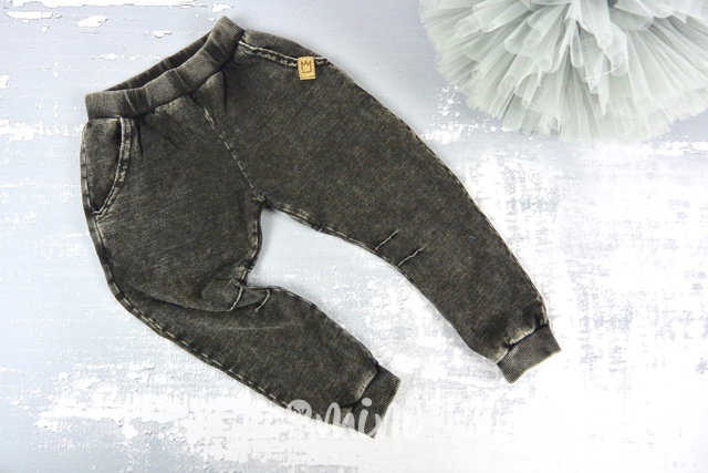 Černé jeans tepláčky