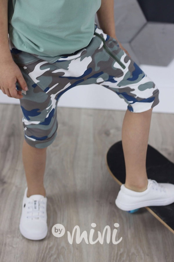 Army shorts zip
