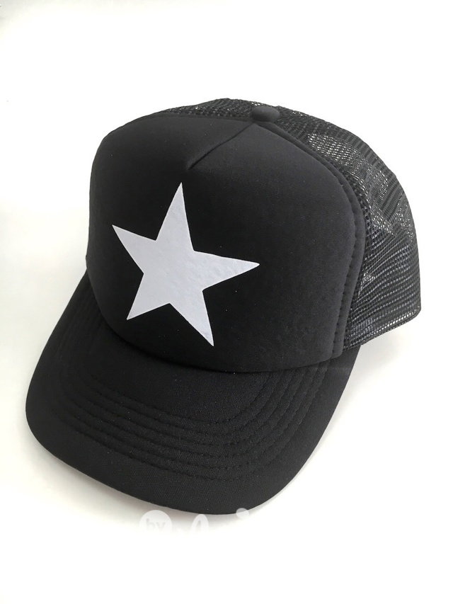 Star kšilt black