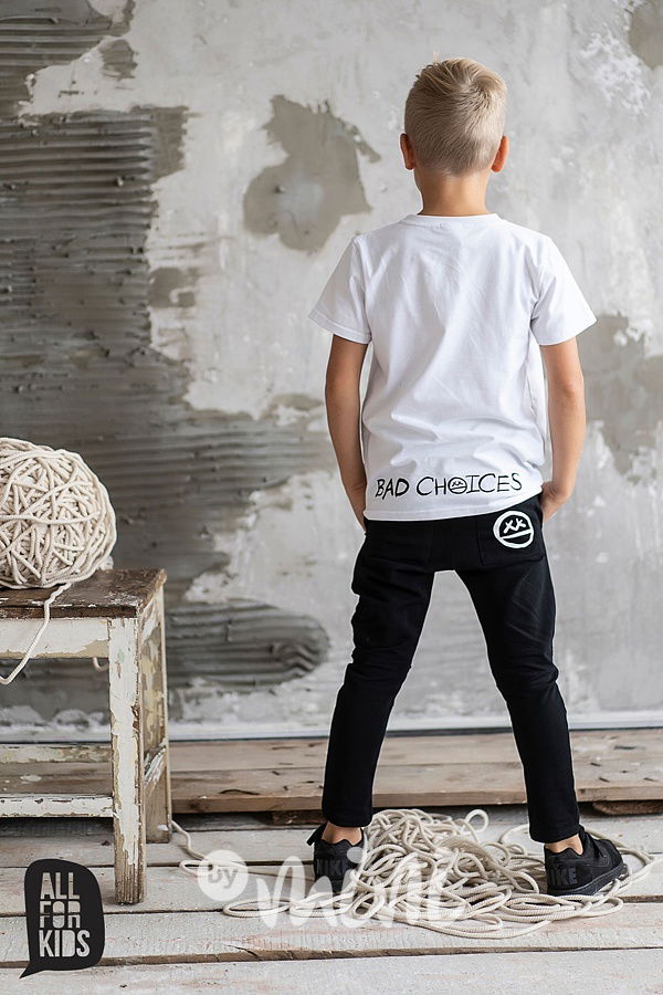 Černé tepláky s prošitím